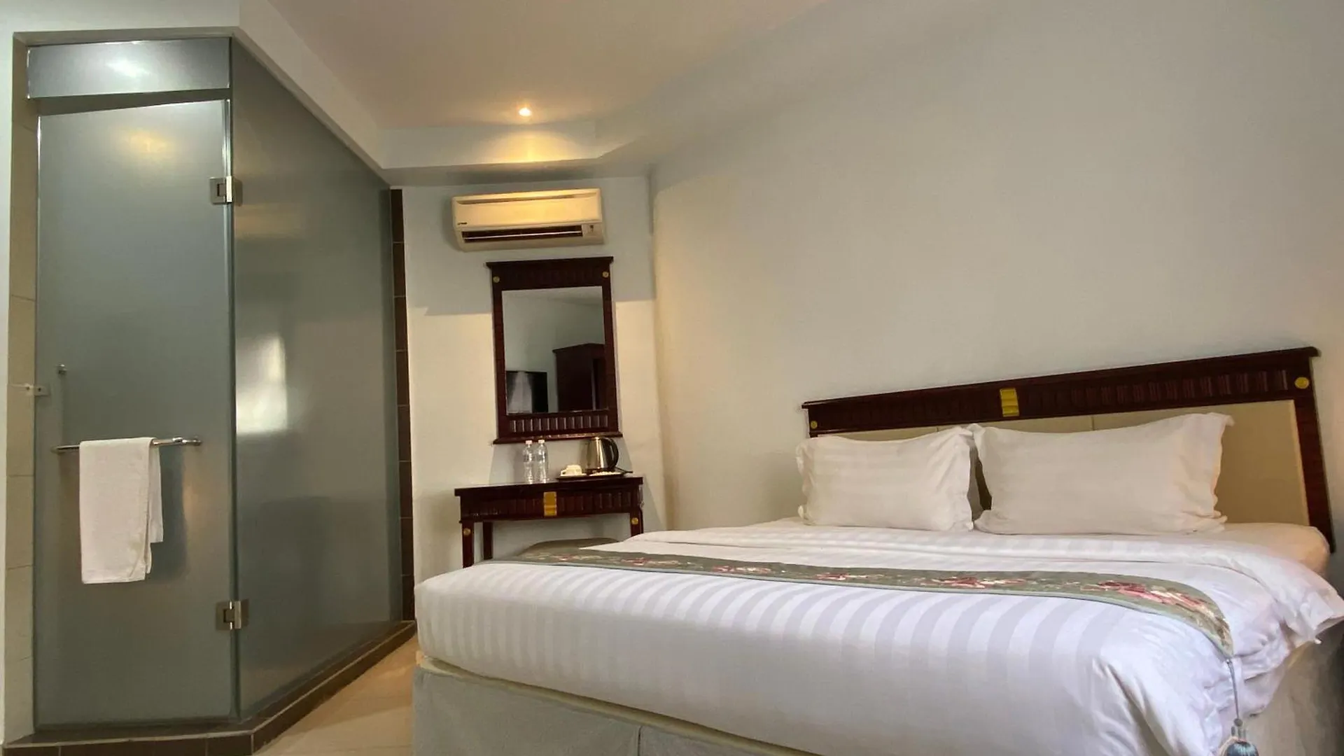 **  Hotel Al Amin Куала-Лумпур Малайзия